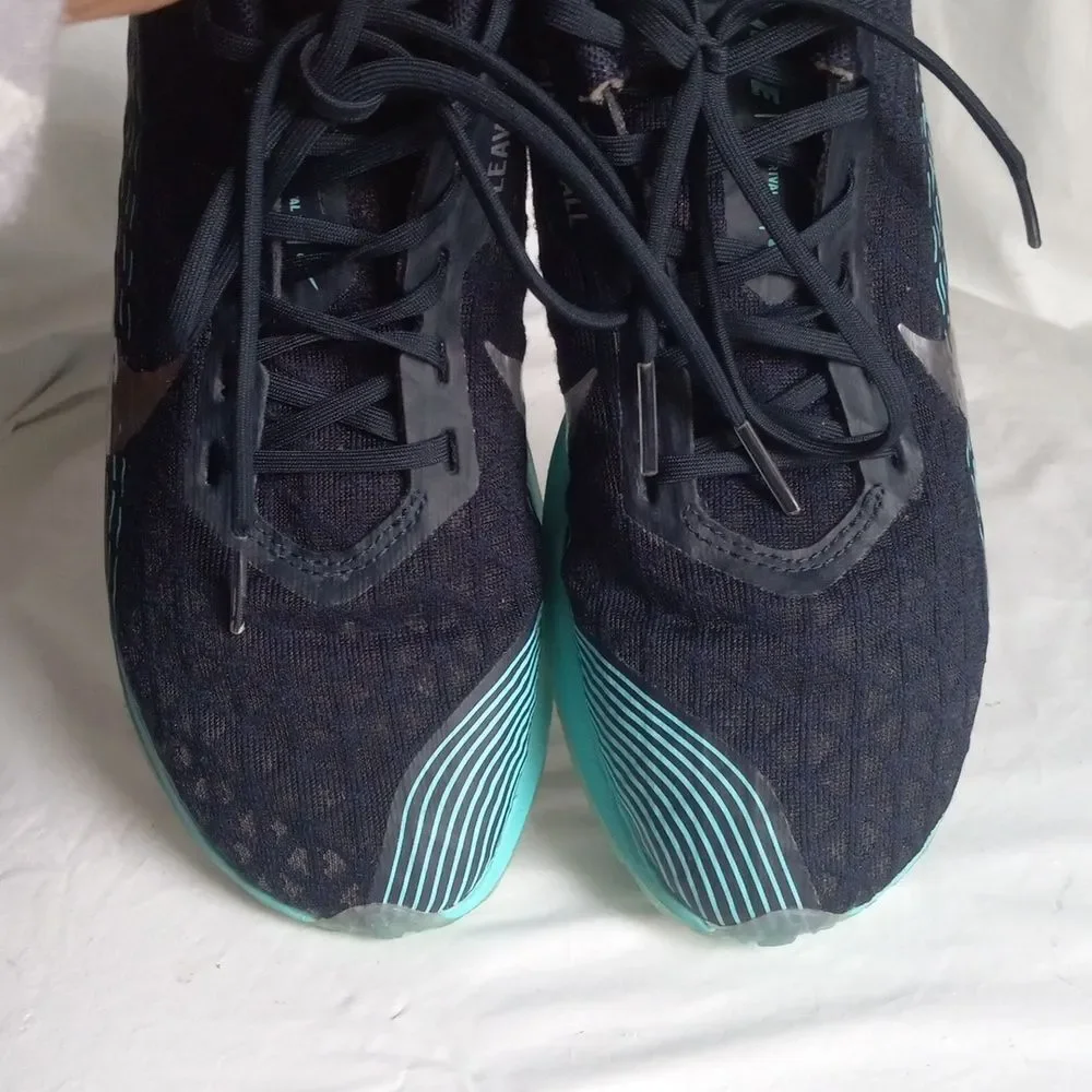 Nike zoom rival
